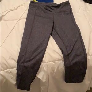 Grey cropped leggings old navy